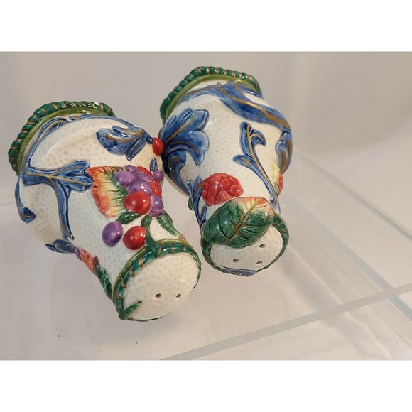 Fitz & Floyd Autumn Bounty Harvest SALT/PEPPER SHAKERS grapes berries 4"tall - Picture 9 of 10